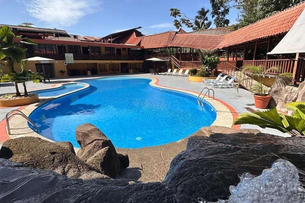 Hotel El Bambu - Puerto Viejo de Sarapiquí - Pool
