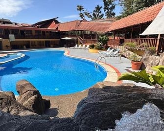 Hotel El Bambu - Puerto Viejo de Sarapiquí - Pool