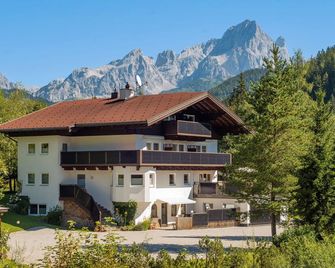 B&B Landhaus Vierthaler - Filzmoos - Building