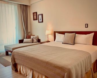 The Deer Head Inn - Hengchun Township