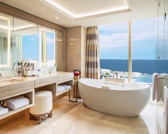 Okada Manila - Manila - Bathroom