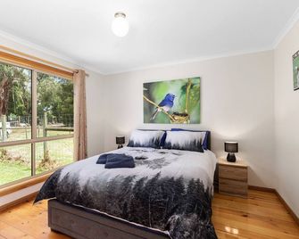 Pet Friendly Cottages - Collie Cottage- 4 Star Self Contained Cottages - Worrolong