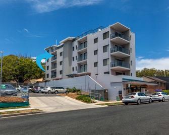 Yacaaba Terrace 9 3 Yacaaba Street - Nelson Bay - Building