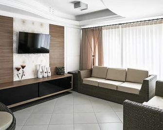 Pousada Refugio Costeiro - בומבינהאס - סלון