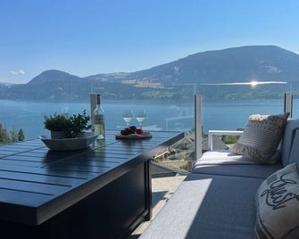 Lake Views, King Loft, Dog Friendly Heated Pools Beach Aqua Prk Sleeps 7 - Fintry - Balcony