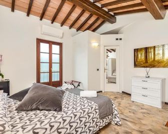 Hotel la Pietra restaurant - Fosdinovo - Bedroom