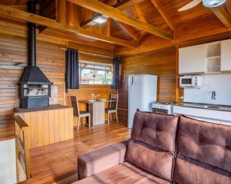 Bangalos Luz da Lagoa - Imbituba - Wohnzimmer