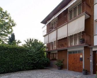 Le3stanze - Borgomanero - Gebouw