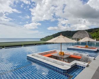 أندامانترا ريزورت آند فيلا فوكيت - باتونغ - حوض السباحة