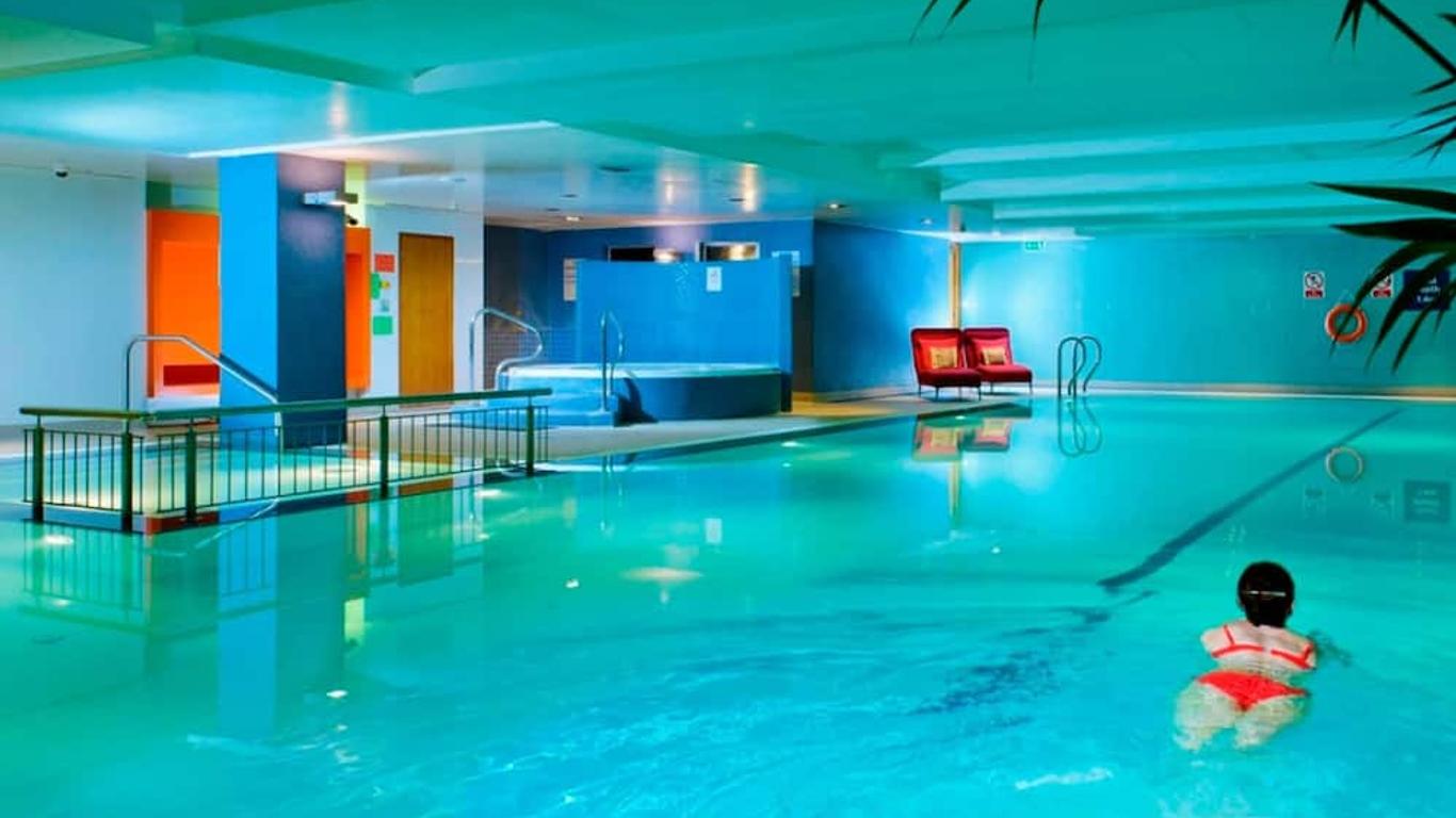 كلايتون هوتل كورك سيتي