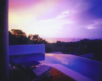 Huatulco-Villa Azomalli-4 Suite Ocean View Villa W/Chef&Staff. - Santa María Huatulco - Balcón