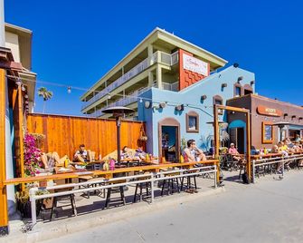 Surfer Beach Hotel - San Diego - Edificio