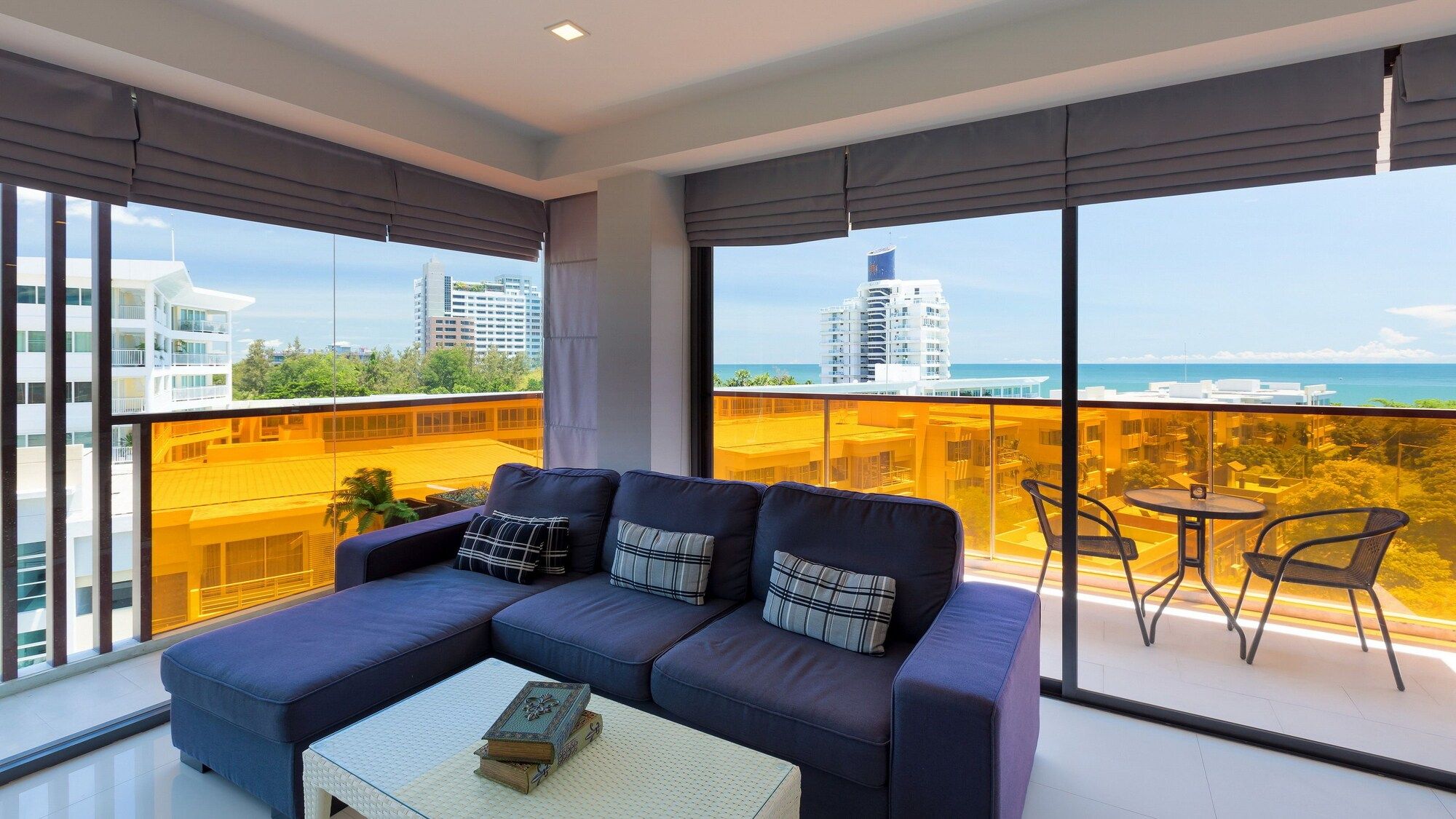 Rocco Hua Hin Beach Seaview - Hua Hin - Balcony