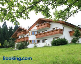 Pension Untermüllerhof - Maranza - Building