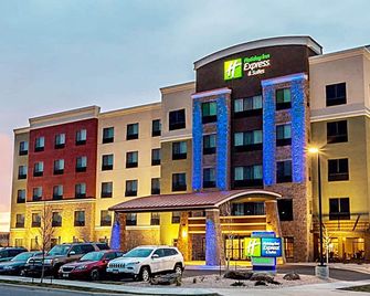 Holiday Inn Express & Suites Billings West By IHG - Billings - Budova