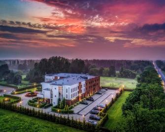 Mercure Wiazowna Brant - Wiązowna - Building