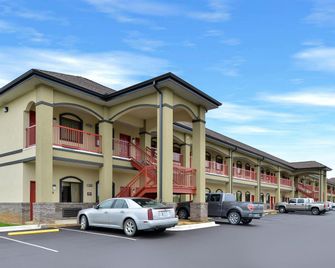 Americas Best Value Inn Tupelo - Tupelo - Edificio
