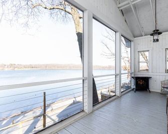 3 Bed 3 Ba Screenporch/Sunset Lake Views - LaPorte - Balcón