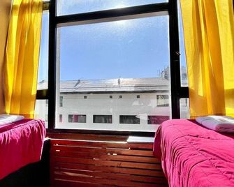 Moving Hostel Travel Bar - San Carlos DeBariloche - Quarto
