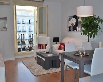 Apartamentos En Sol - Madrid - Sala de estar