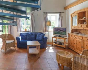 liebevoll eingerichtetes Ferienhaus in Langenhorn - Langenhorn - Wohnzimmer