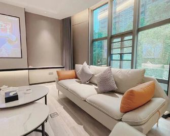 Jieyang Victoria Holiday Business Hotel - Jieyang - Habitación