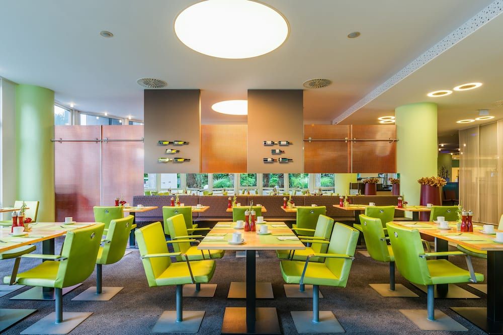 Novina Hotel Wöhrdersee Nürnberg City - נורמברג - מסעדה