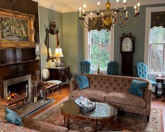 Eliza Thompson House, Historic Inns of Savannah Collection - Savannah - Living room