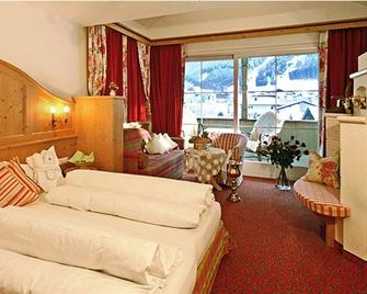 Hotel St. Georg - Mayrhofen - Bedroom