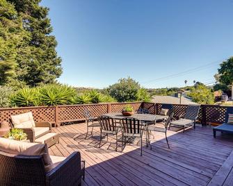 Vallejo Vacation Rental Close to Wine and Outdoors - Vallejo - Balcony