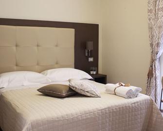 B&B Dimora Santa Chiara - Altamura - Bedroom