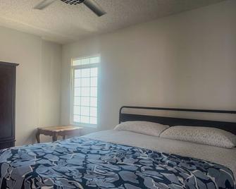 Fabulous Guesthouse in Mount Helix La Mesa - La Mesa - Bedroom