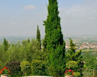 Villa Serena - Cortona - Outdoors view