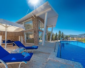 Likya Pavilion Hotel - Kalkan - Uima-allas