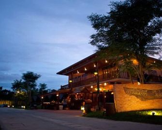 Srisawat Resort - הוא הין - בניין