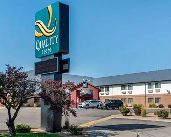 Quality Inn - Pueblo - Edificio