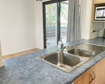 Beach Shack in Central Bargara - Bargara - Cocina