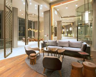 DoubleTree by Hilton Santiago Kennedy - Santiago - Lobby