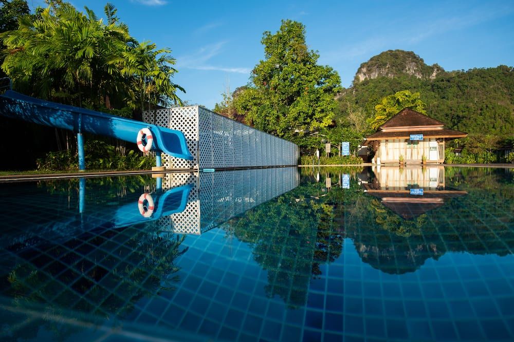 Bor Saen Pool Villa - Phangnga