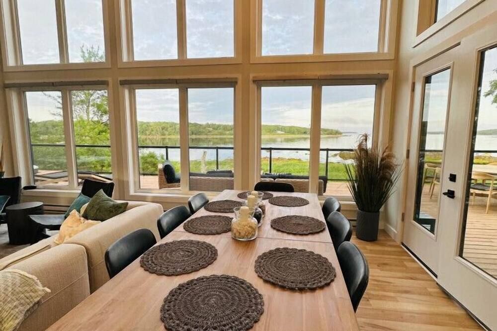 Dreamy Oceanfront Escape Hot tub & Sauna - Liverpool - Eetruimte