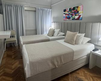 Hotel Facon Grande - Buenos Aires - Bedroom