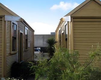 City Cottages - Wellington - Building