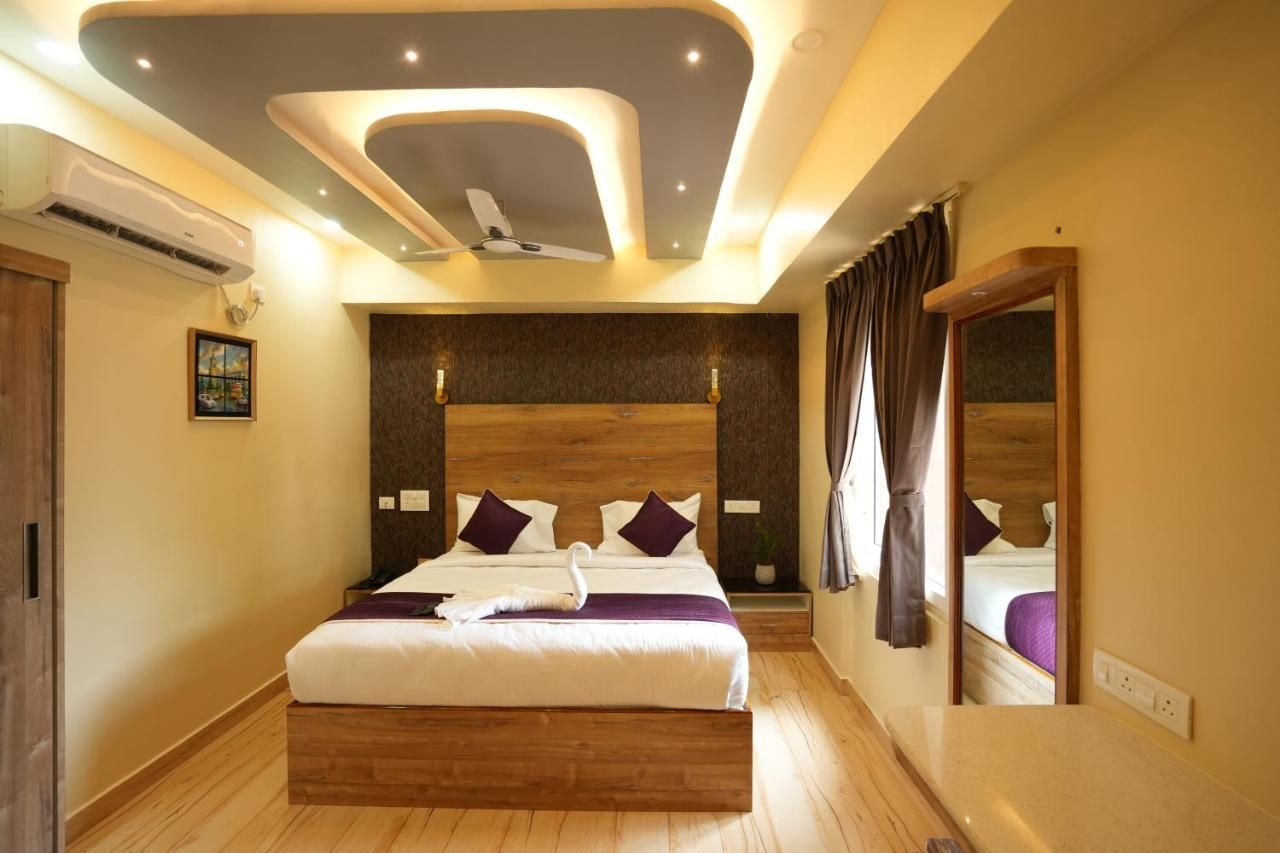 M M Hotel Royal Respite thumbnail 2