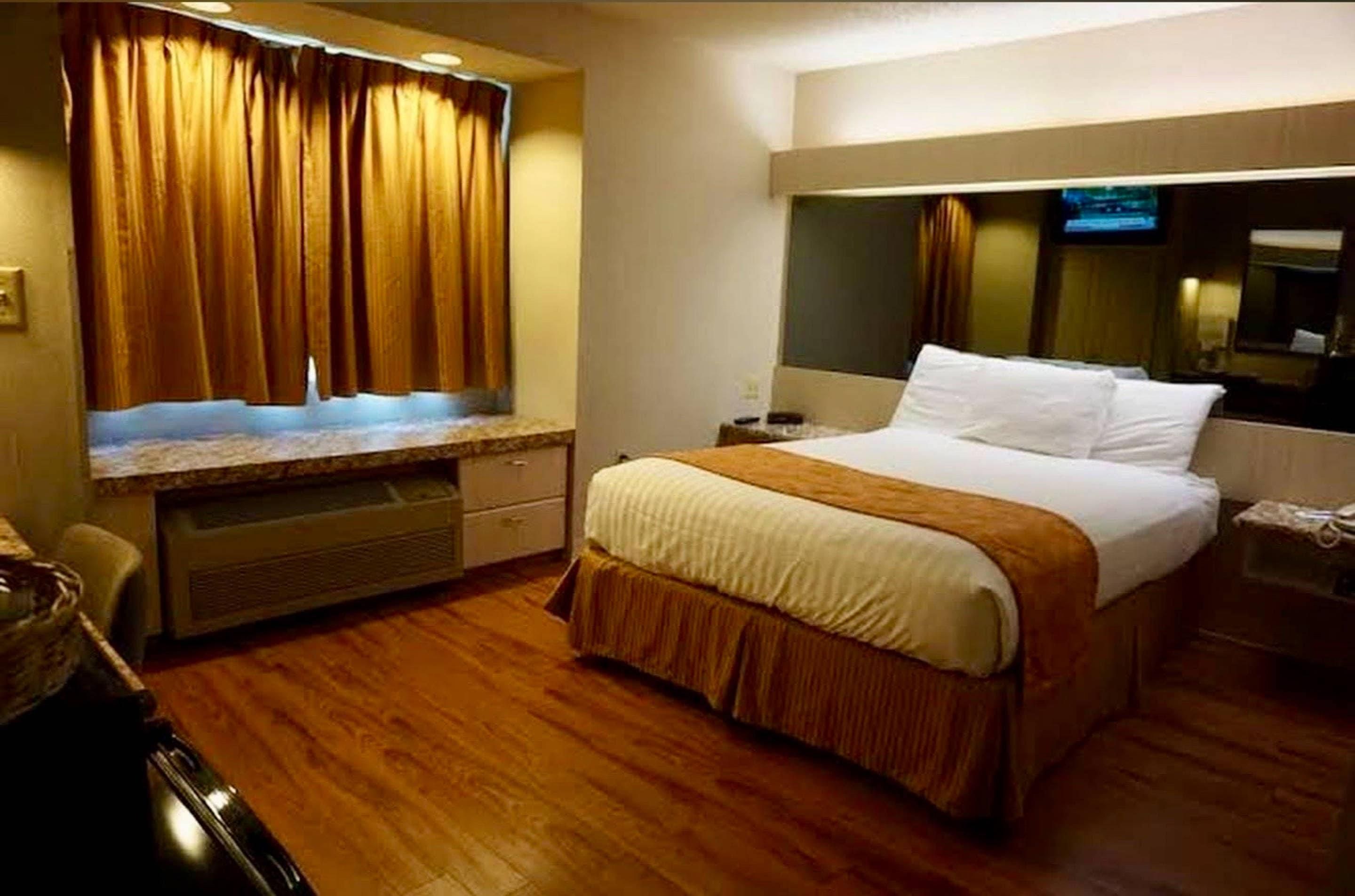 Centerway Hotel Buffalo North Near University - Tonawanda - Habitación