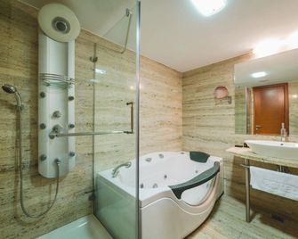 Hotel Podgorica - Podgorica - Baño