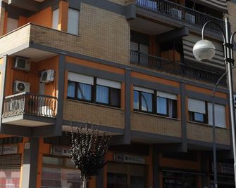 Hotel San Michele - Aprilia - Gebäude