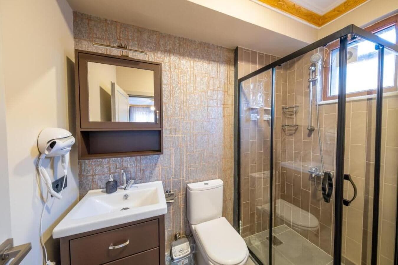 Taksim No:44 Hotel & Suites thumbnail 3