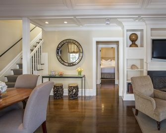 The 1770 House - East Hampton - Living room