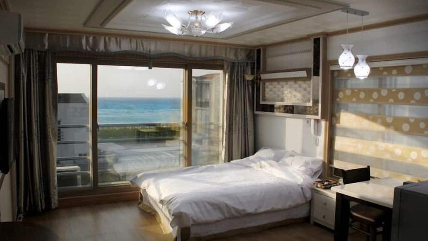 جاجو أولي بنسيون