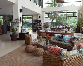 Hotel Kimberly Tagaytay - Tagaytay - Lobby